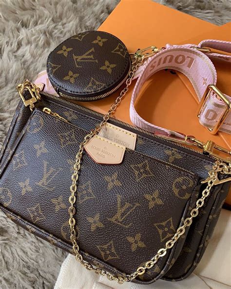 louis vuitton accessories bag